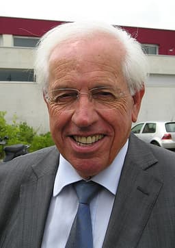 André Vézinhet