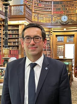 Lionel Vuibert